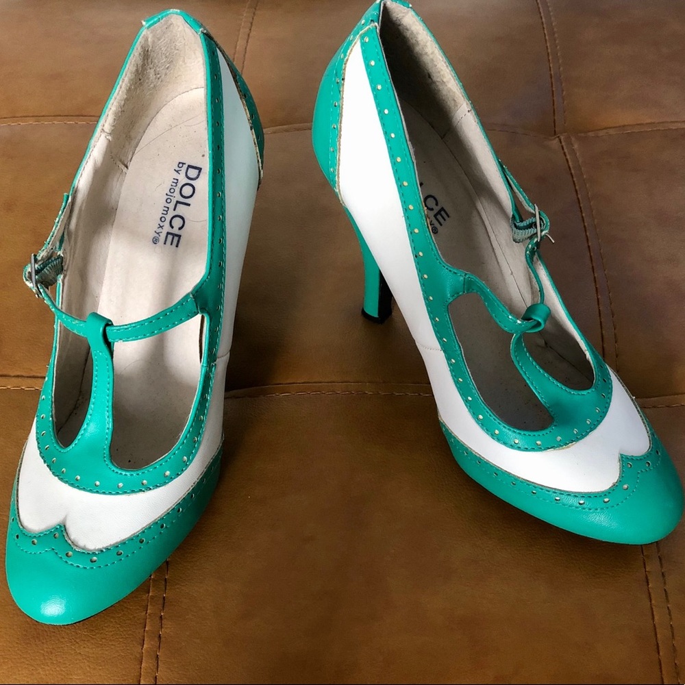 Teal Dolce by Mojo Moxy Wingtip Heels 8M